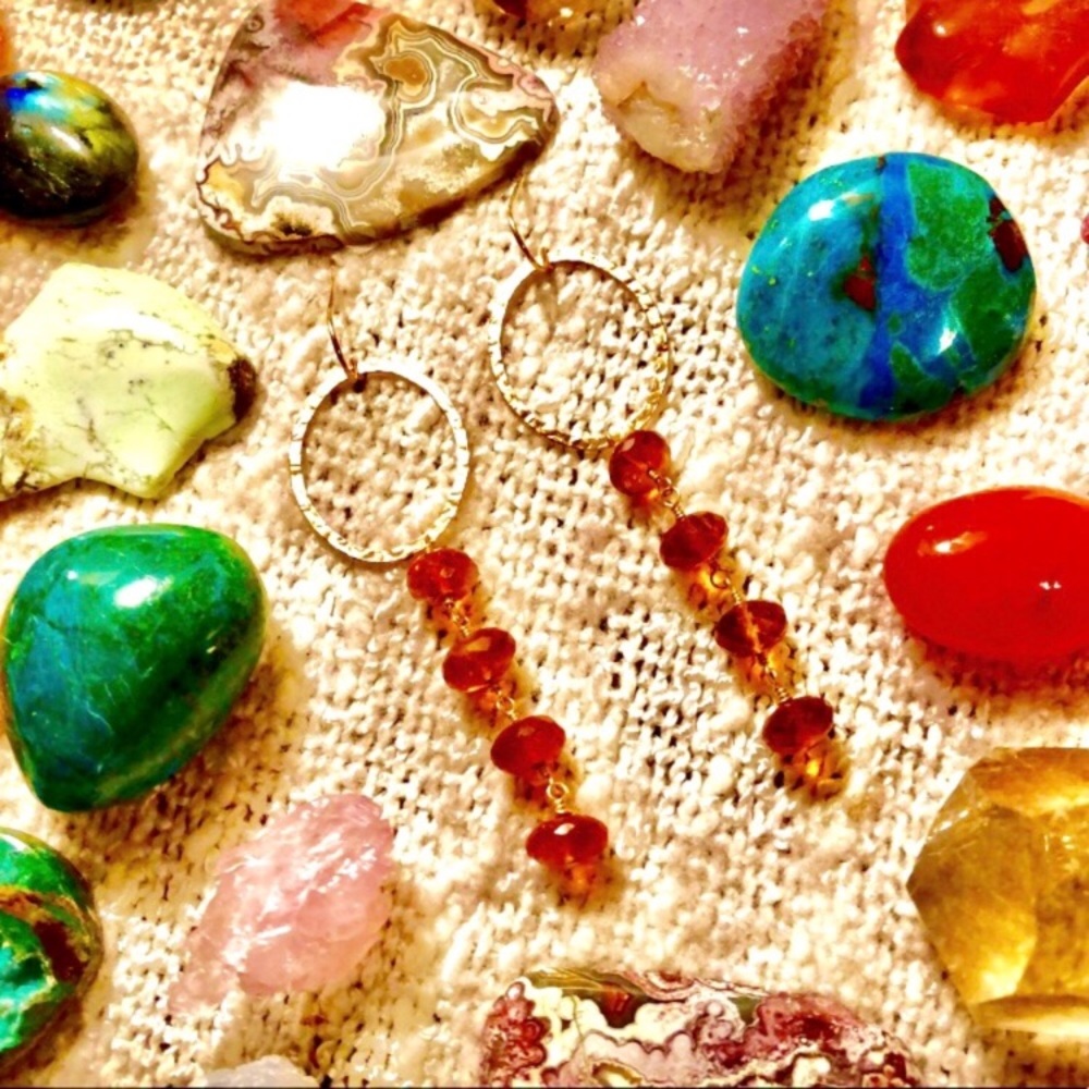 NWOT Artisan Genuine Amber Hoop Earrings - Picture 3 of 15